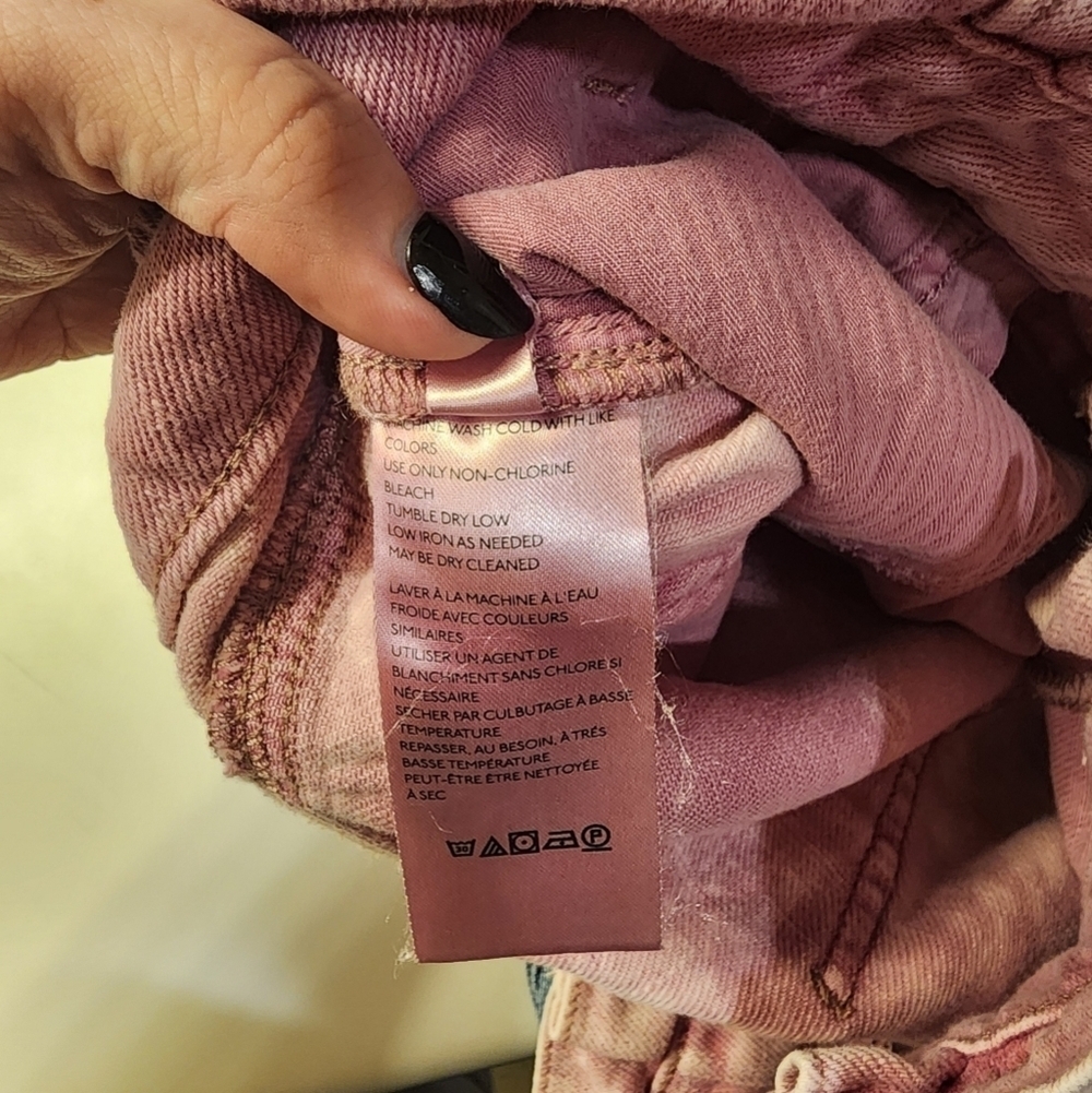 We the free distressed denim cut off shorts MED pink 100%cotton - Picture 4 of 6